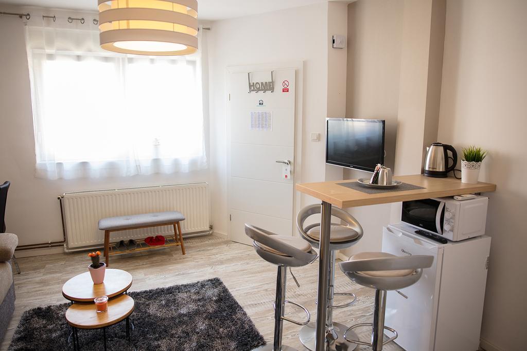 Apartment Impression Osijek Exterior photo